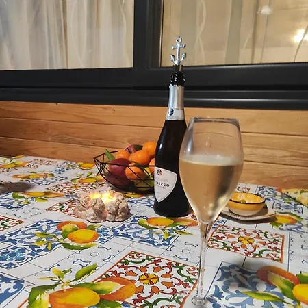 таормина и месина Holiday home *